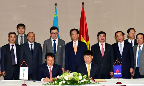 Việt Nam cùng với Kazakhstan muốn đẩy mạnh hợp tác dầu khí