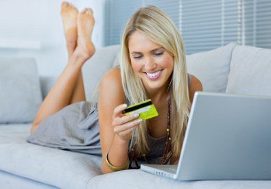 Làm sao dùng thẻ tín dụng an toàn khi sử dụng để mua hàng trên mạng?